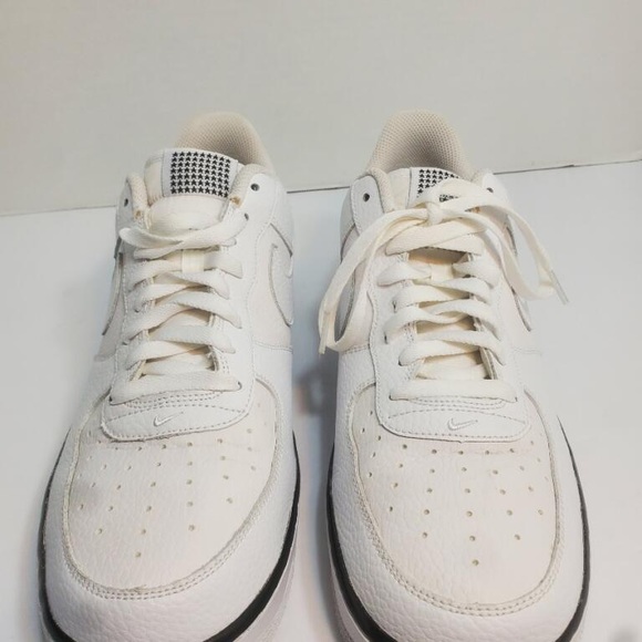 Nike Air Force 1 Low 07 White Black Sneaker 488298-160 Size 11.5 - Picture 16 of 16